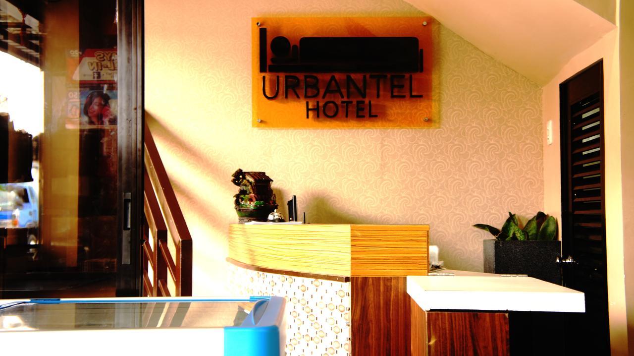 Urbantel Hotel Lucena Buitenkant foto
